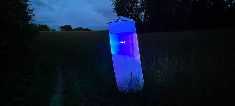 Piège lumineux dans le vallon de l’Hermance (PPh. Freymond)